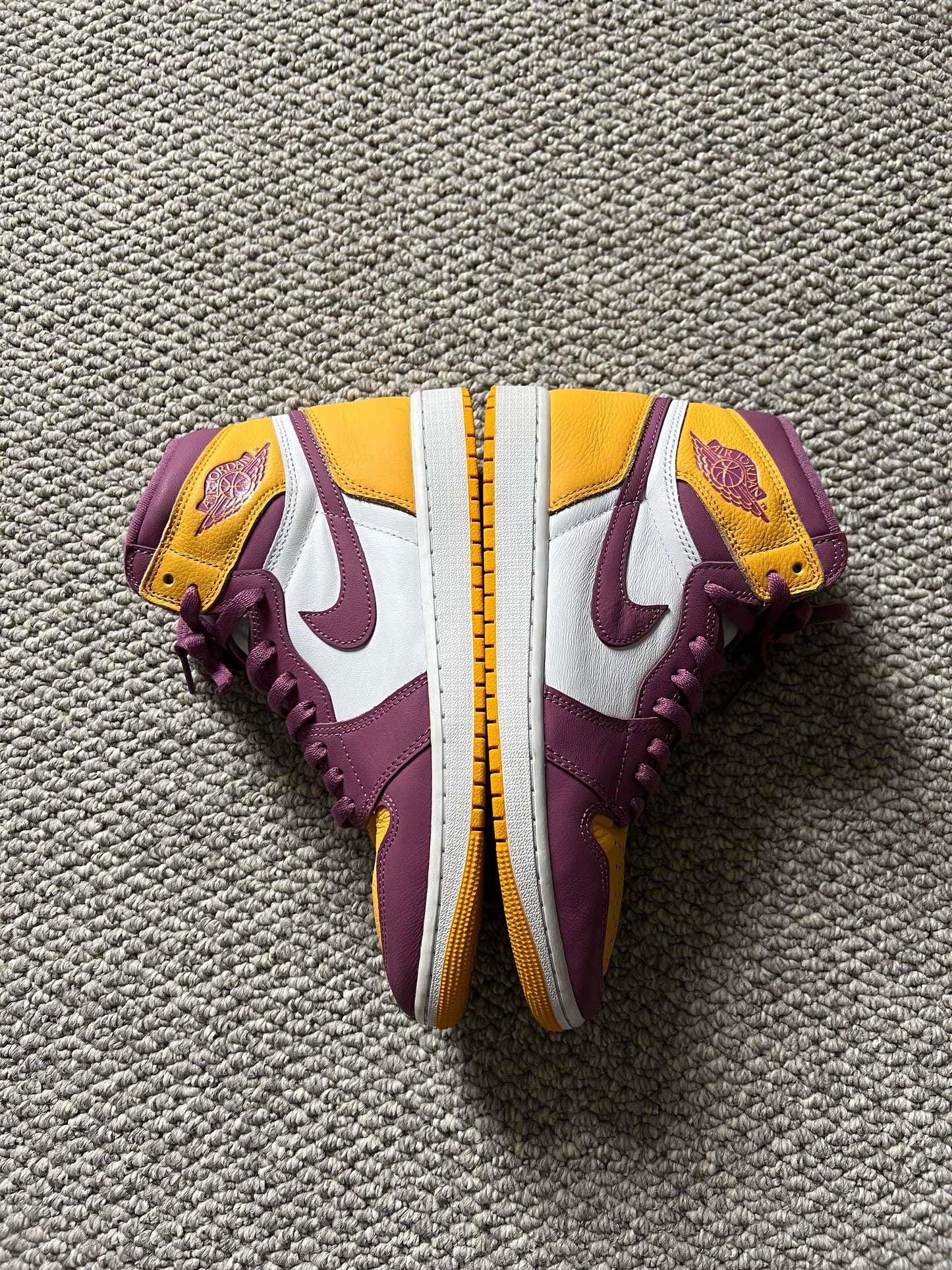 Air Jordan Retro High OG
