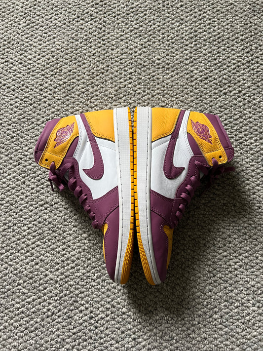 Air Jordan Retro High OG
