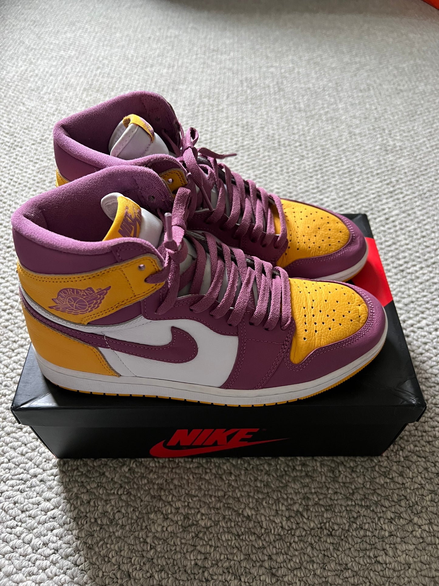 Air Jordan Retro High OG