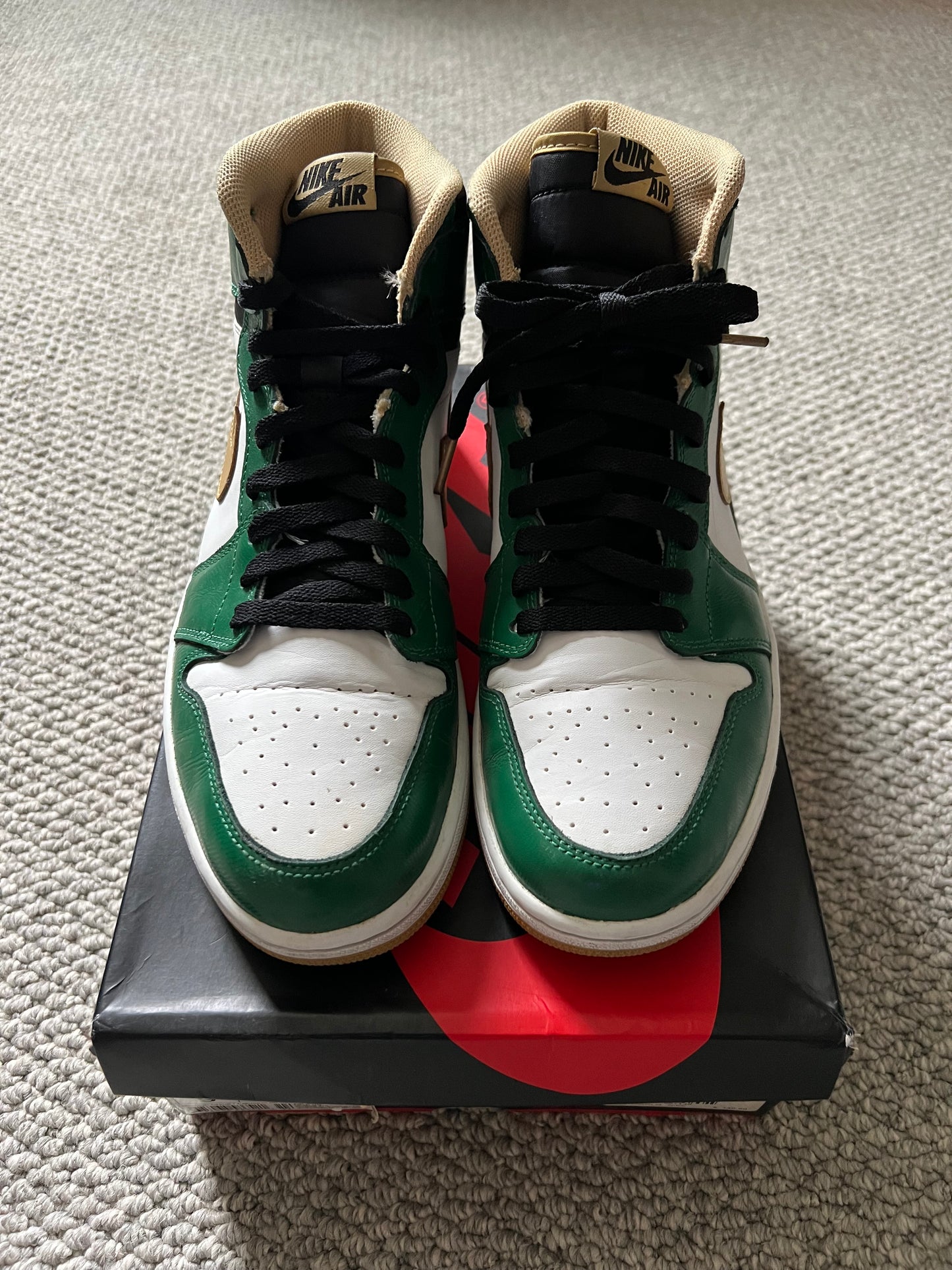 Celtics Jordan 1 Retro High OG